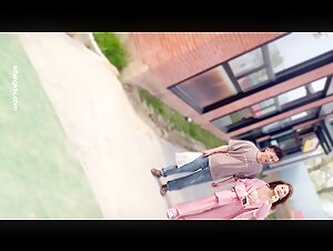 女厕偷拍一路跟踪偷拍跟男友逛街的小姐姐吃坏肚子了有点串稀